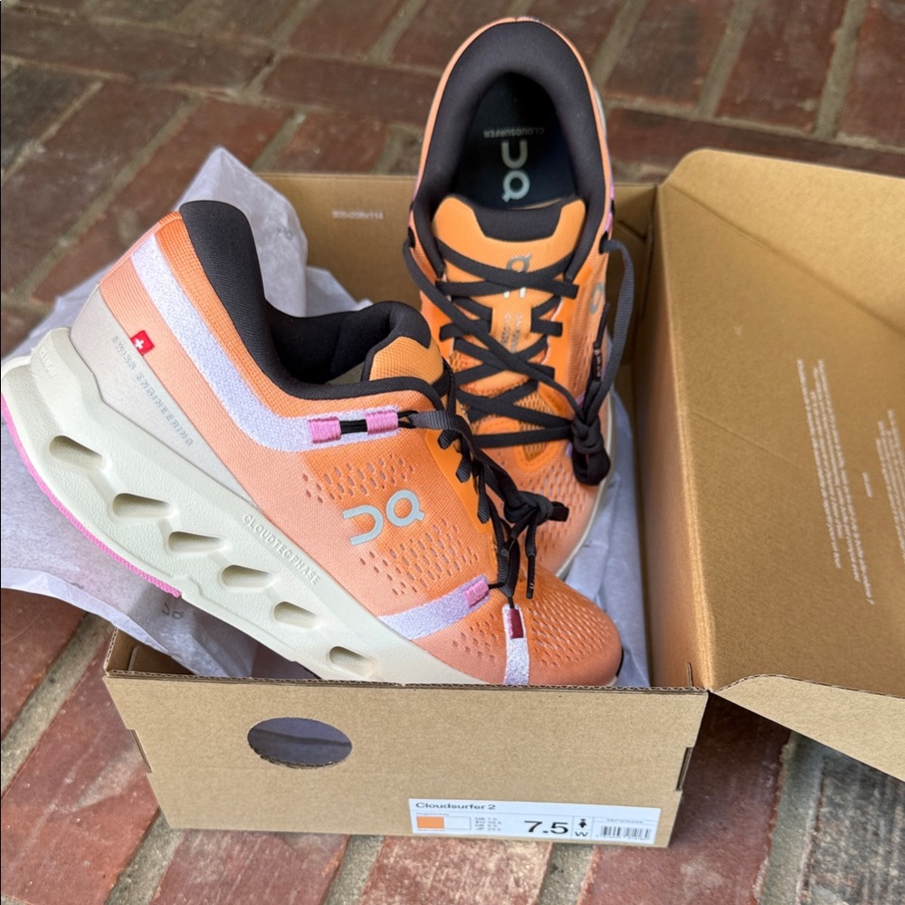 Cloudsurfer 2 - On Running Tangerine/Ivory BRAND NEW NEVER WORN, IN BOX 7.5